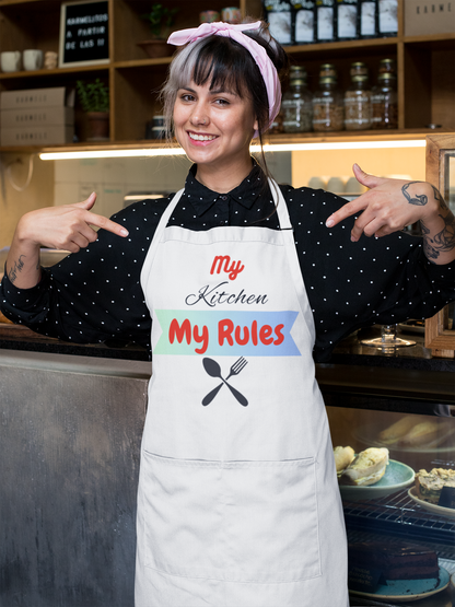 Aprons - White With Pockets